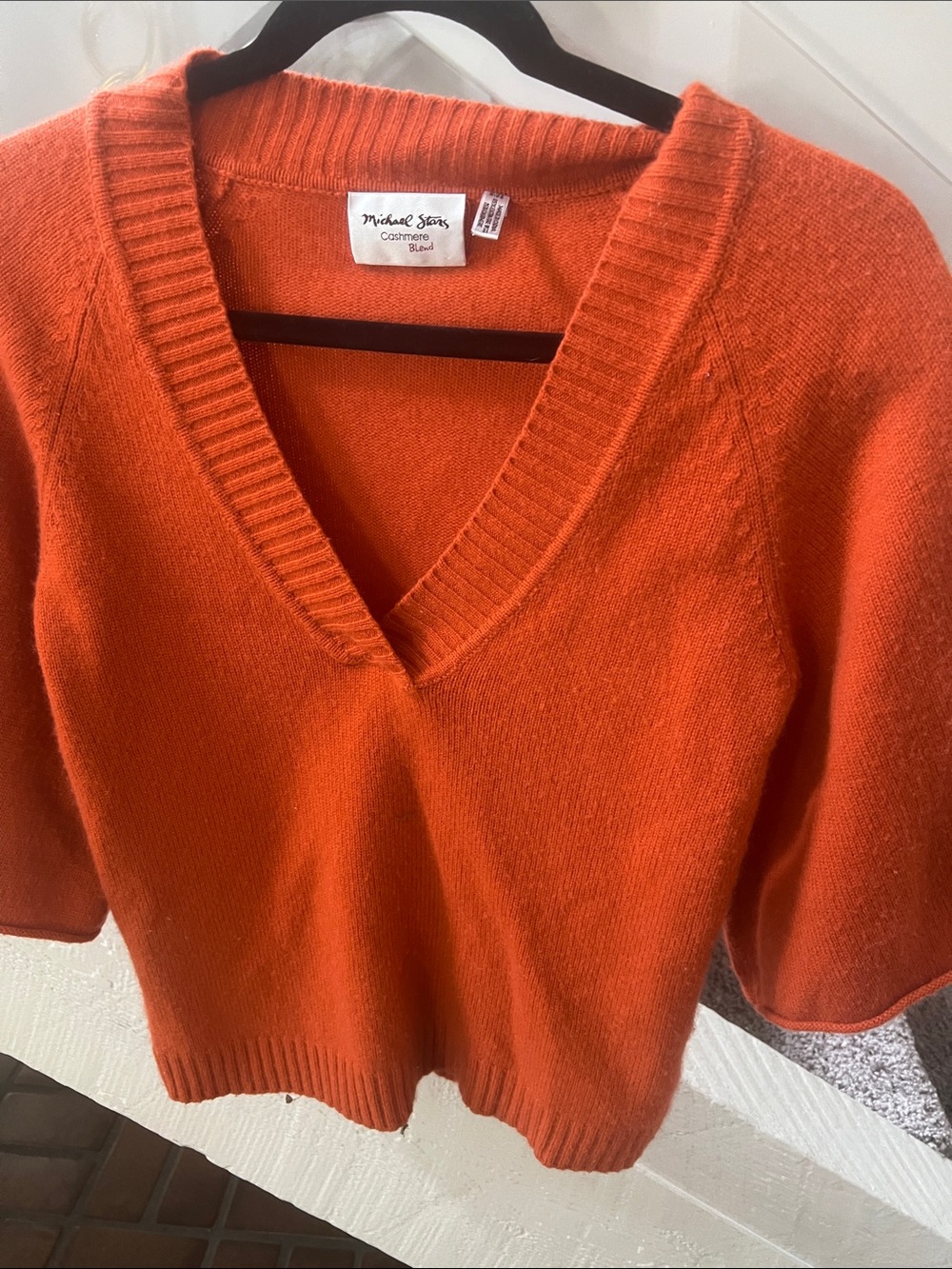 Michael Stars Orange V-Neck Cashmere-Blend Sweater Top
